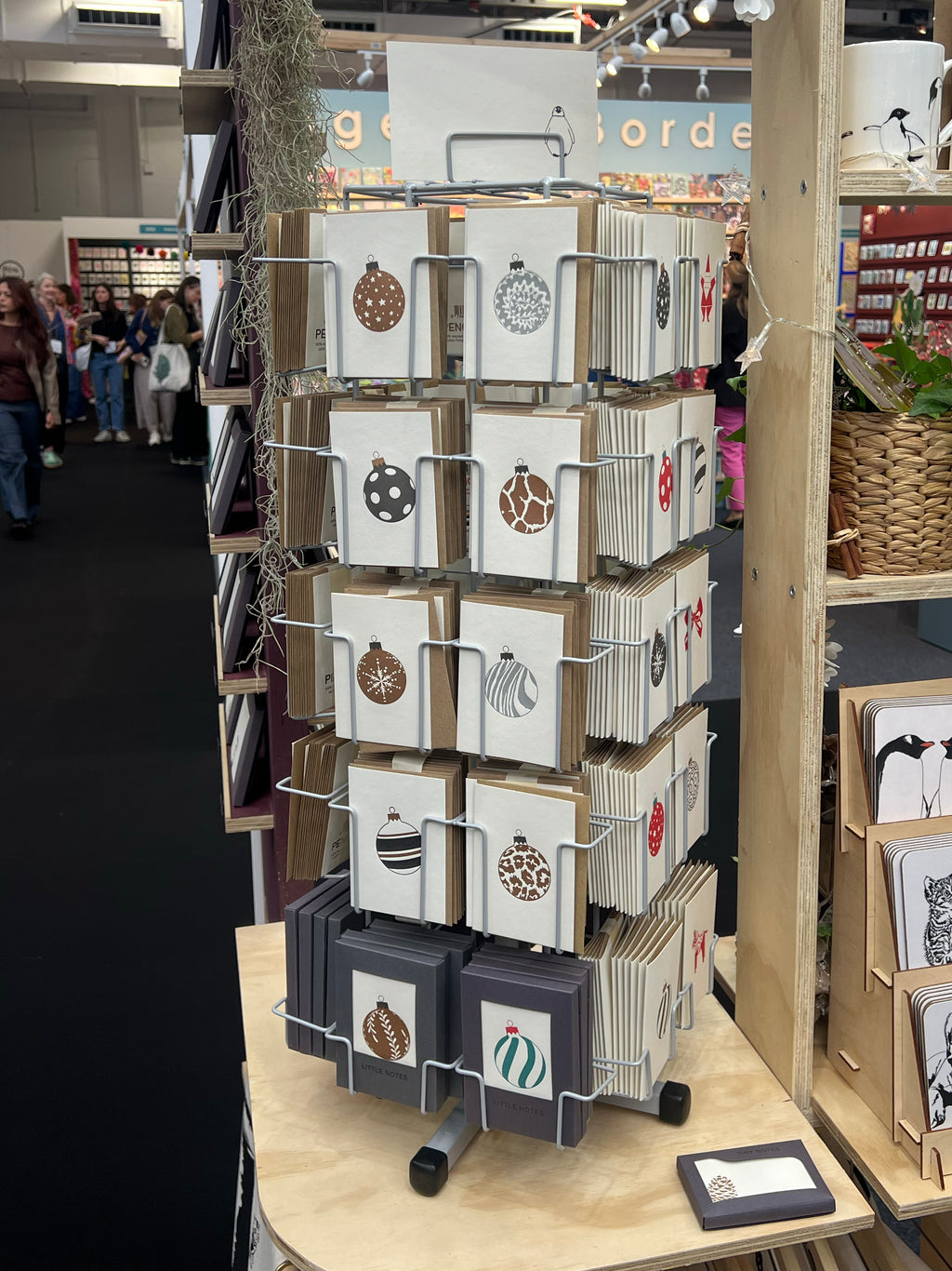 Little Notes desk top spinner | £18 when you fill it!