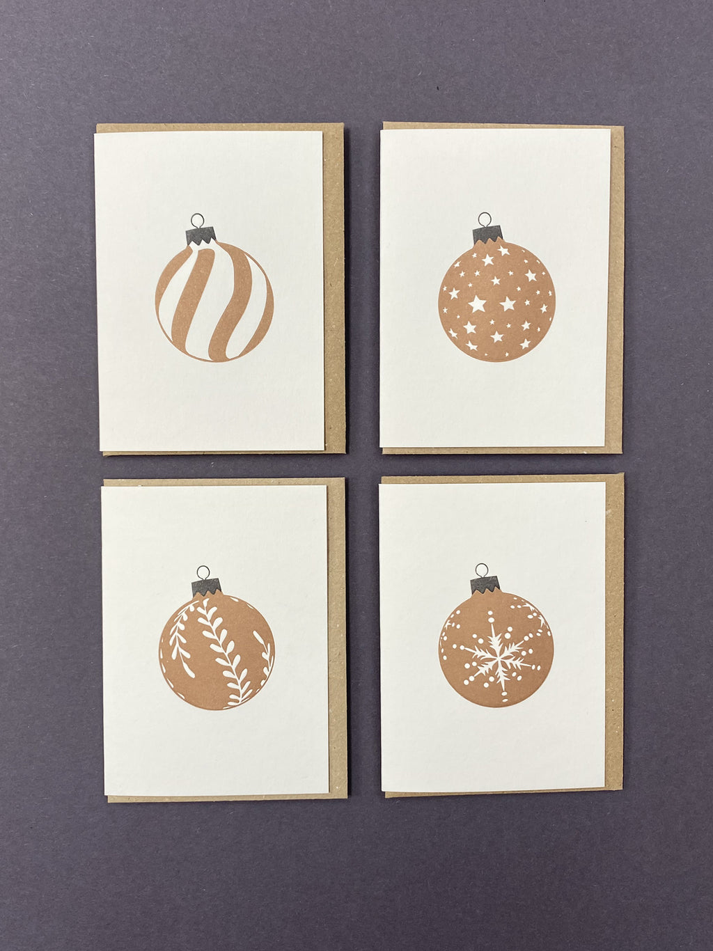 Leaf Bauble Gold & Black Card