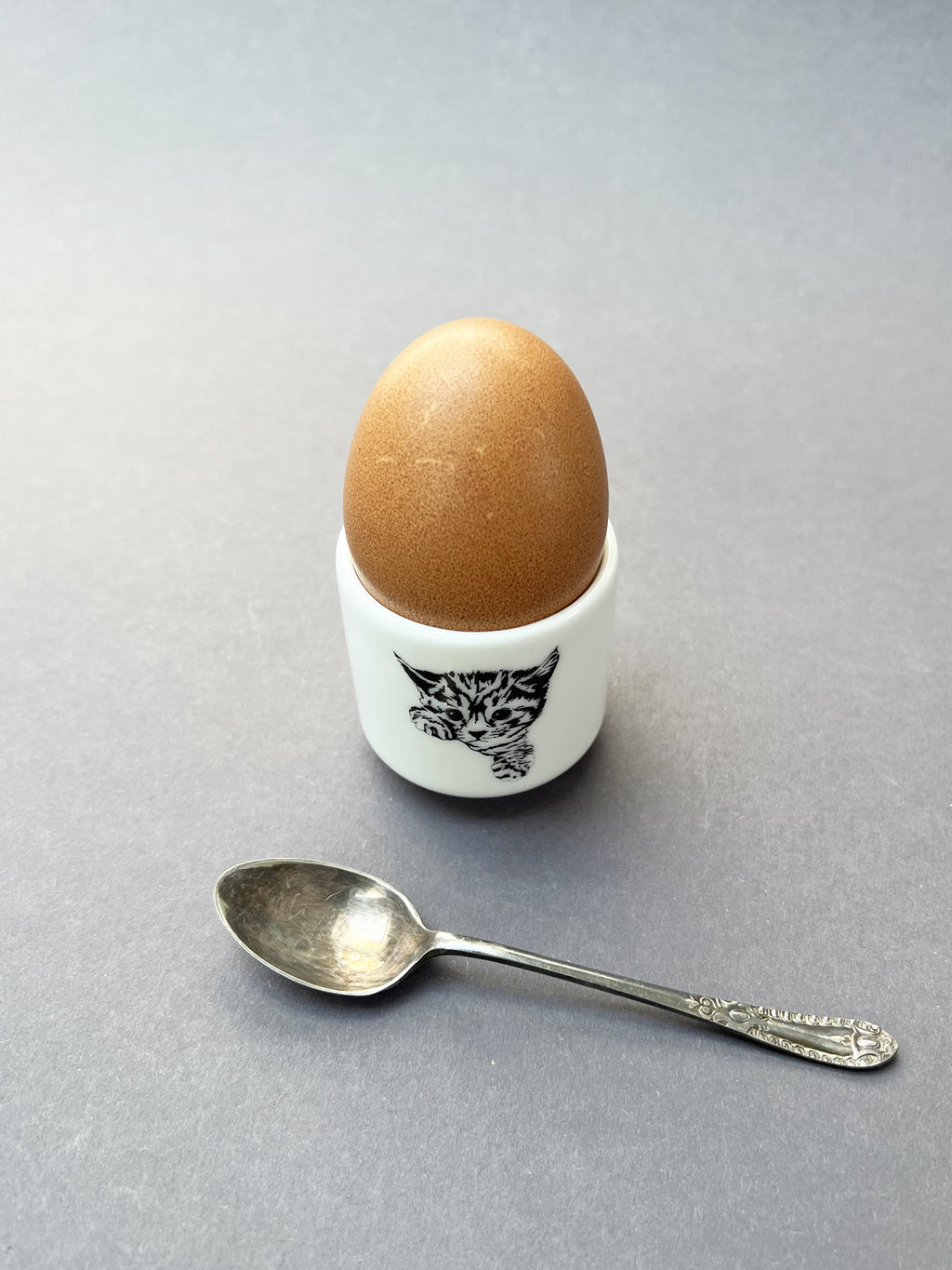 Peepo Cat Egg Cup