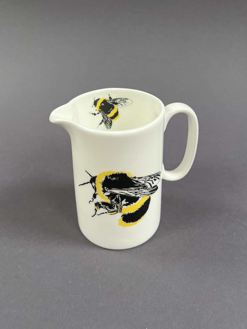 Bee 1/2 Pint Jug
