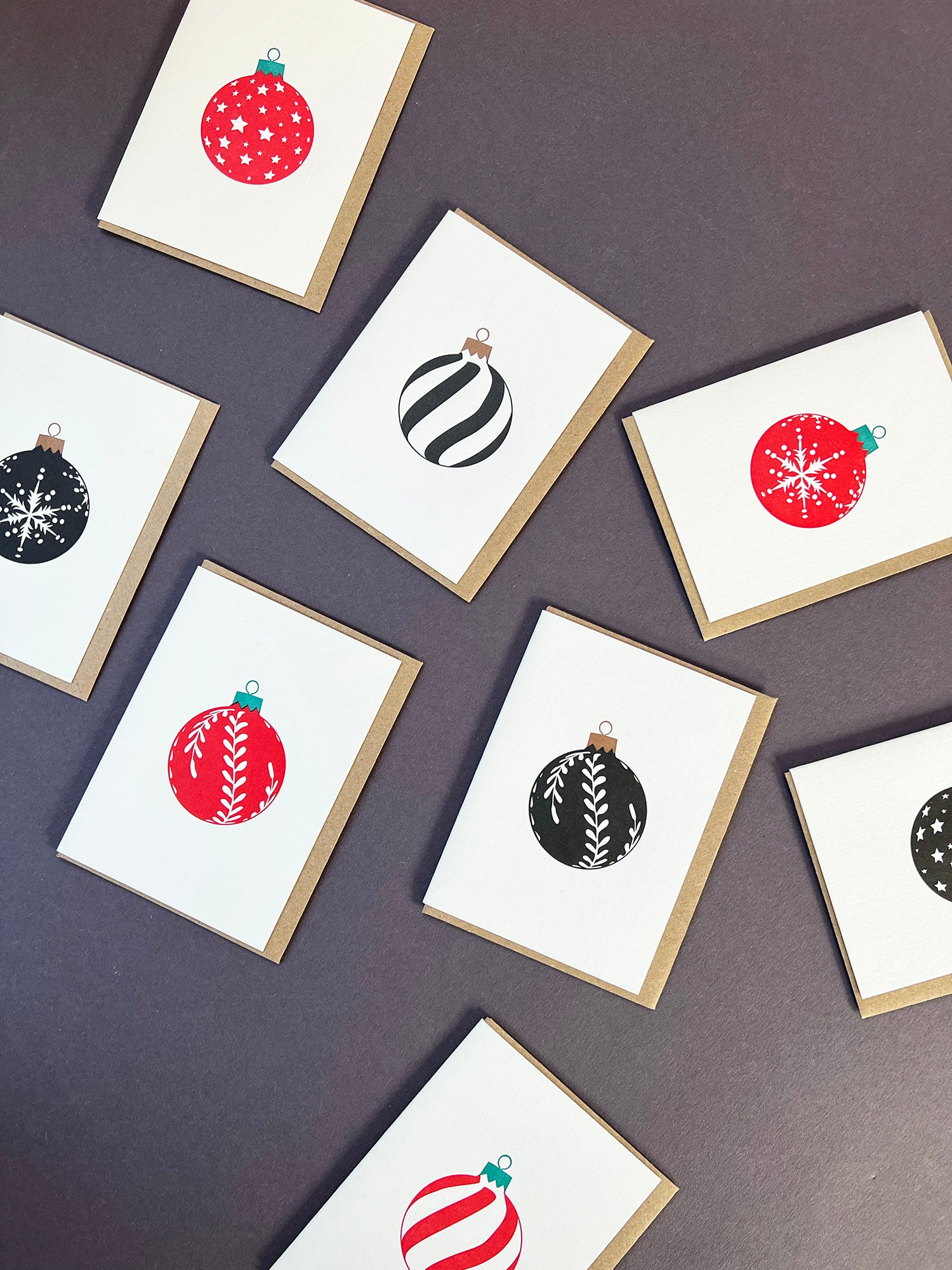 4 Stripe Bauble Black & Gold Card